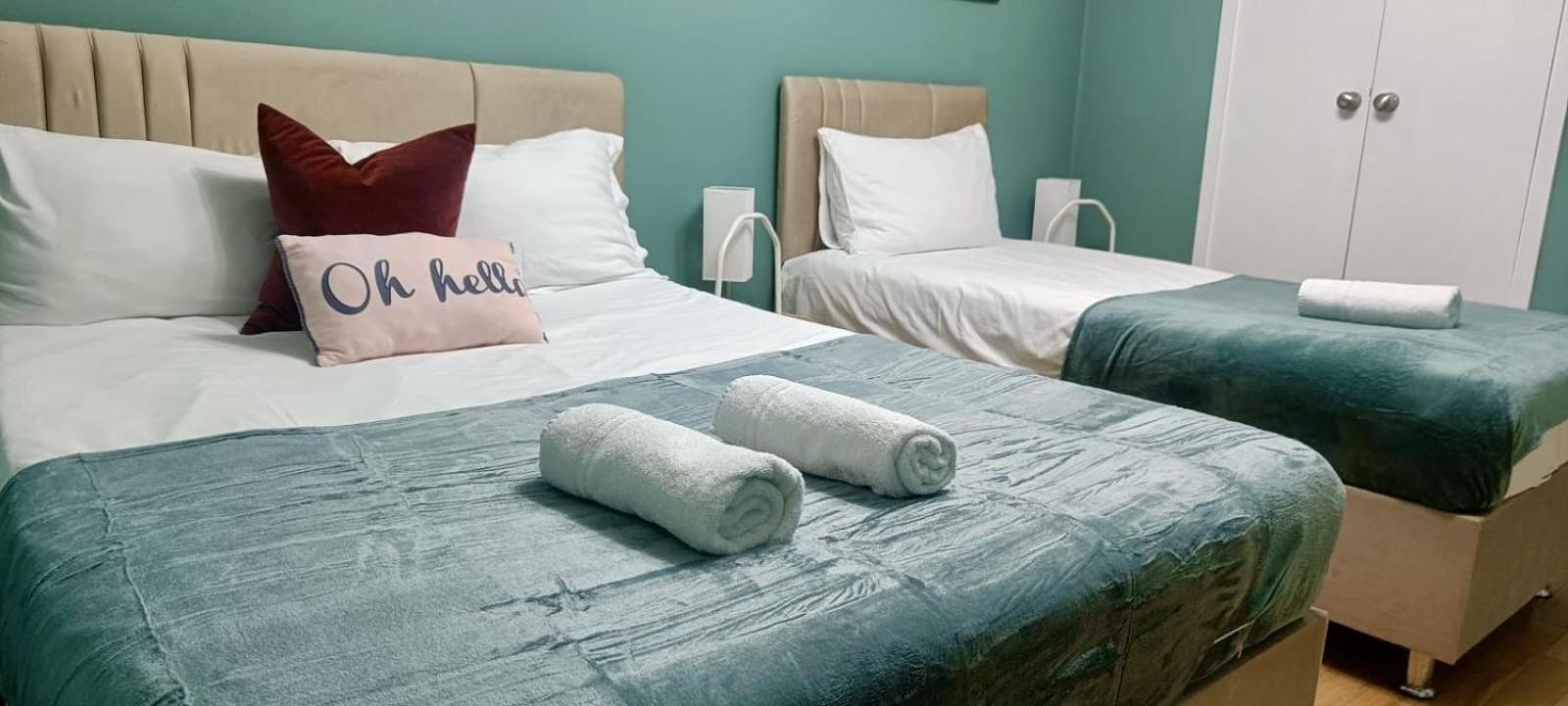 Deluxe Apartment - 1 Min Away From Camden Market And Station Лондон Екстериор снимка
